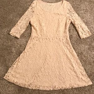 Anthropology Comme Toi ivory lace dress